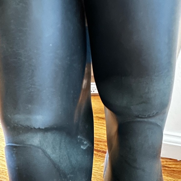 Hunter Original Tall Rain Boots, Navy, size 8 / 39 - Picture 6 of 6